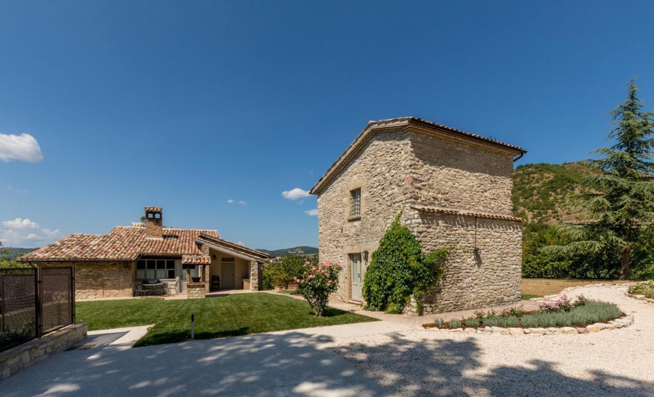 I Casali Di Villa Benveduti Gubbio Exterior foto
